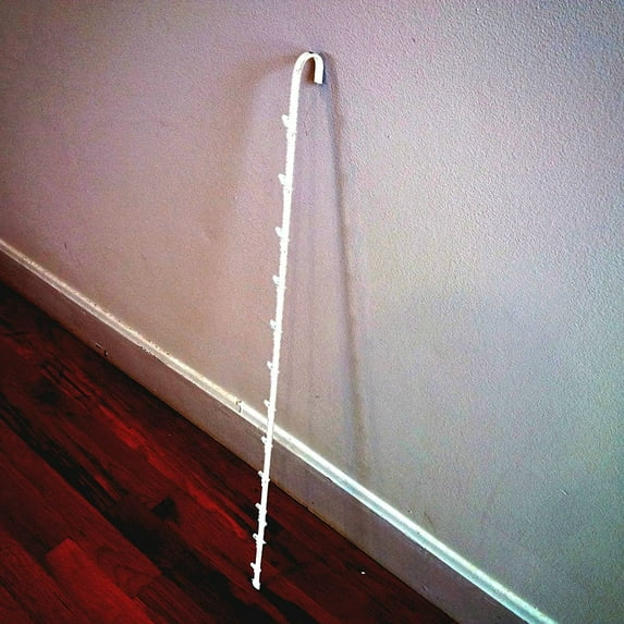 White Single Strip 12 Clip Hanging Potato Chip, Candy & Snack Display Rack