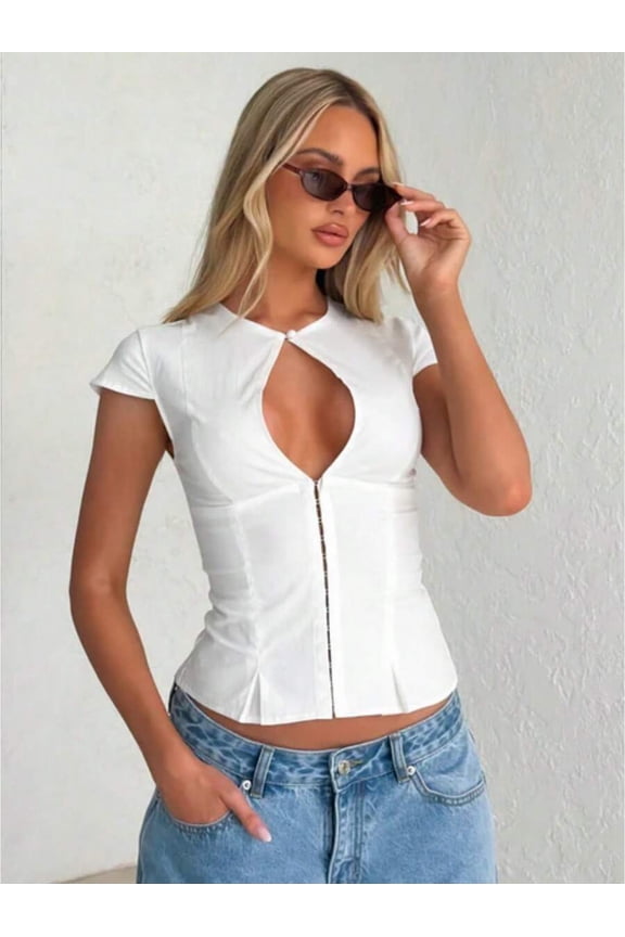 White Womens Fitted Keyhole Cutout Crop Top With Front Zipper