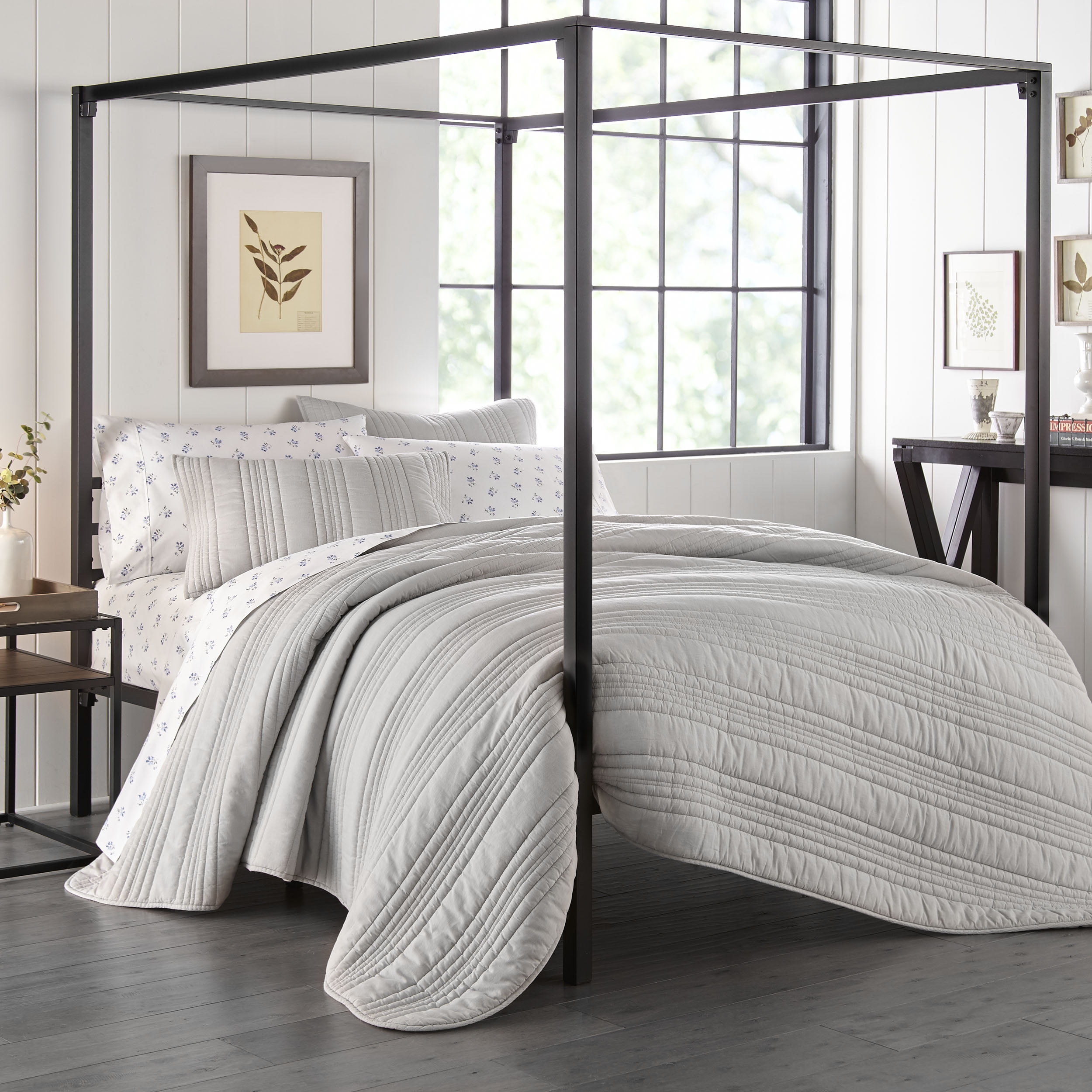 Horseshoe Gray Full/Queen Reversible Cotton Quilt Set