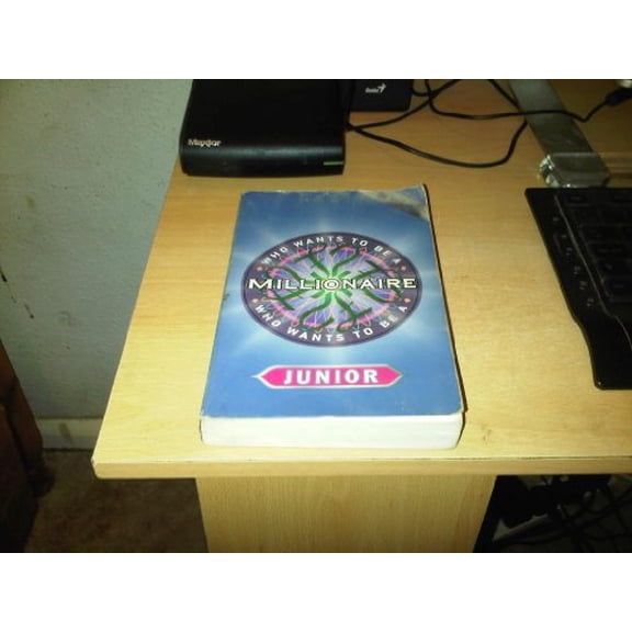 Pre-Owned Who Wants To Be a Millionaire? Junior Quiz Book Paperback