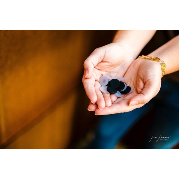 Silicone Button Covers to Prevent Shirt Holes (6-Pack Black & Clear)