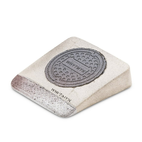 WhytMykConcrete Fingerboard Ramp - Sh!t Kickers