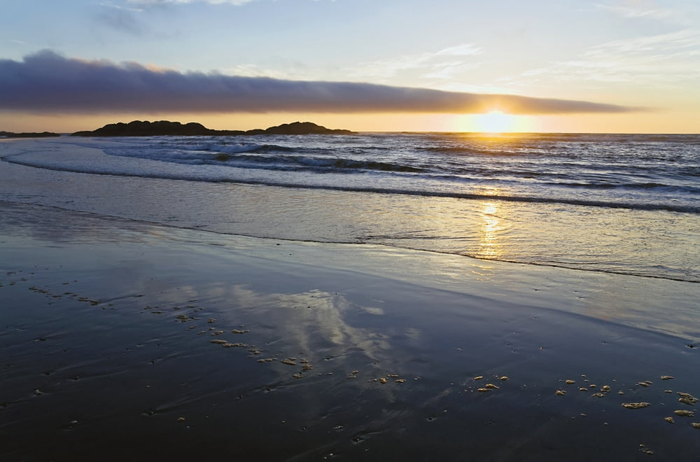 Wickanninish Beach Pacific Rim National Park Vancouver Island British Columbia Canada Canvas Art - Carl Bruemmer Design Pics (19 x 12)