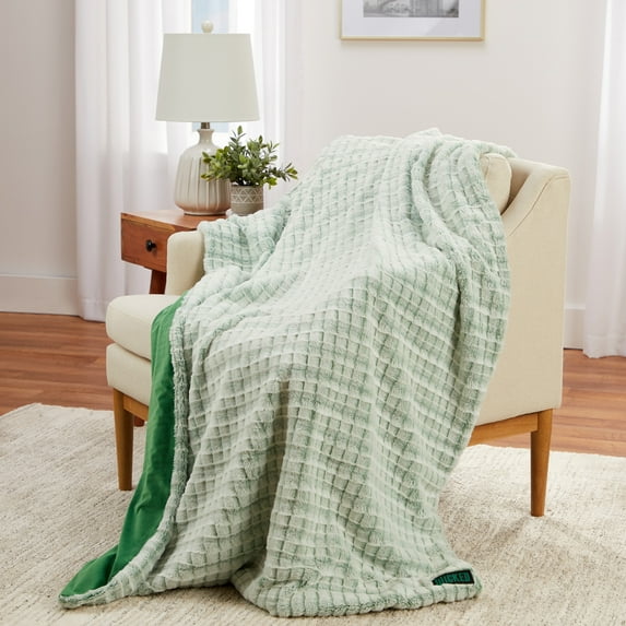 Wicked Faux Fur Throw, 46 x 60, Green