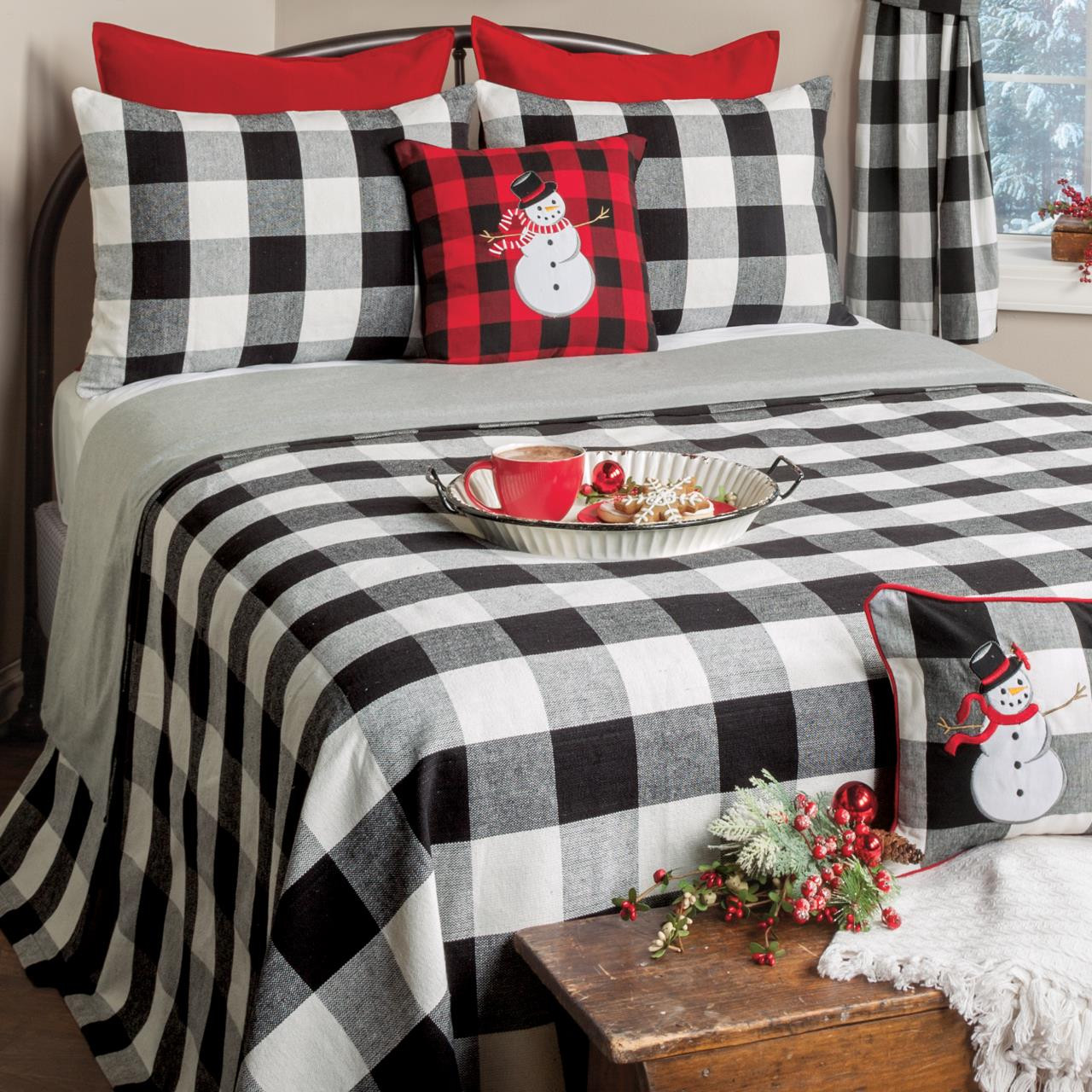Wicklow Large Check Bedspread - Final Sale - No Returns
