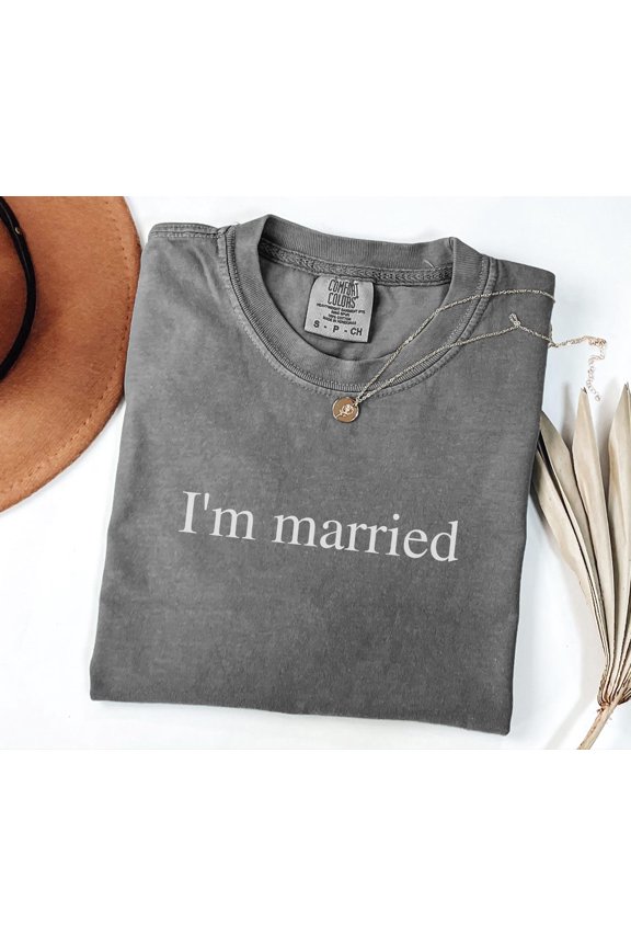 Wife And Husband Honeymoon Unisex Wedding Just Married Couple Hubby T-Shirt