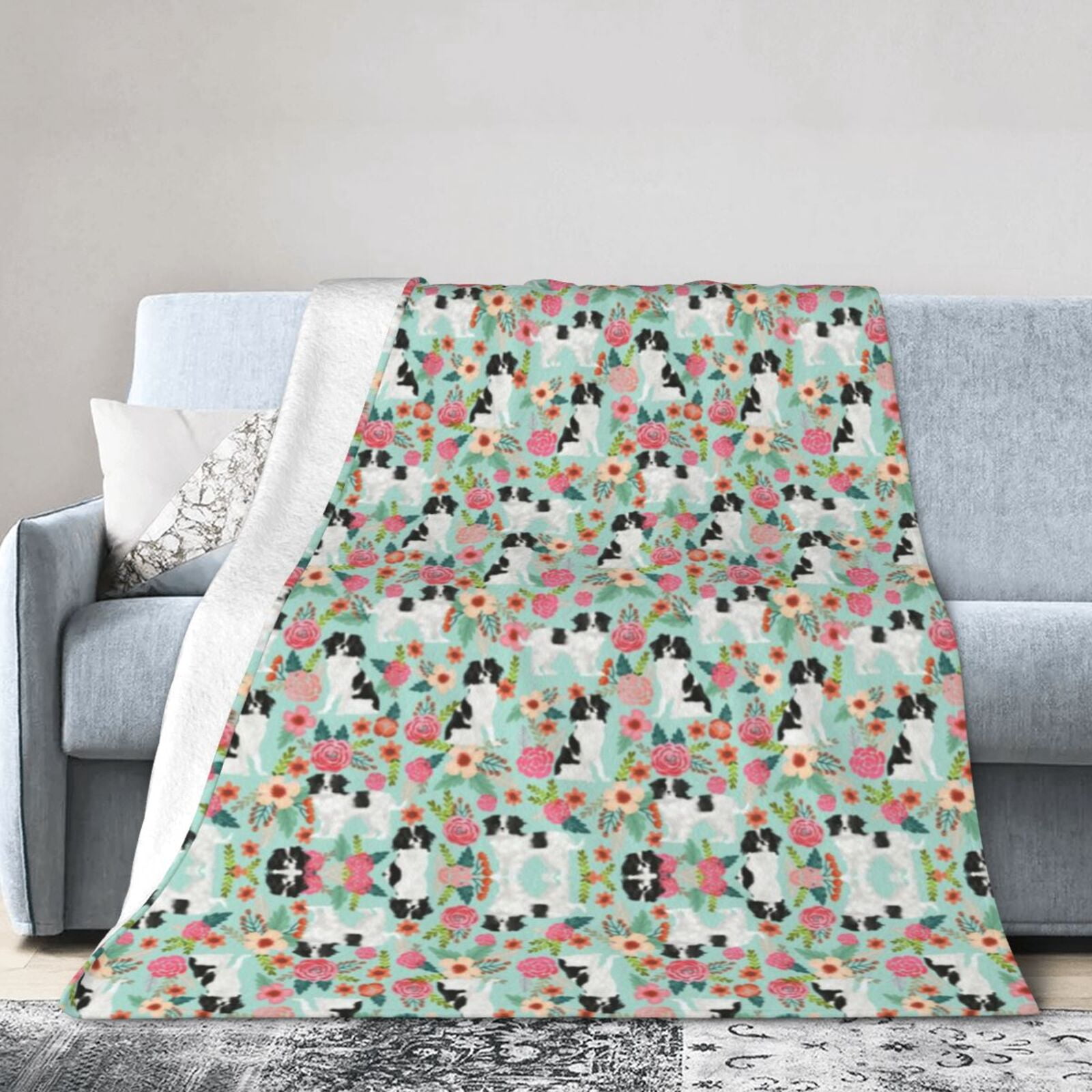Wijzvio Japanese Chin Dogs Lovers Flower Floral Throw Blanket Soft Fuzzy Fleece Blanket For Couch Bed Living Room Decoration 50"X40"