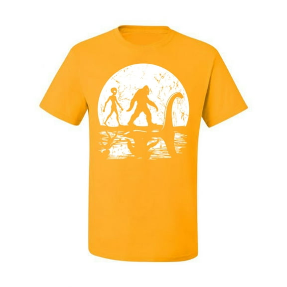Wild Bobby Moon Silhoutte Bigfoot Shadow Big 3 Myths Men Tee