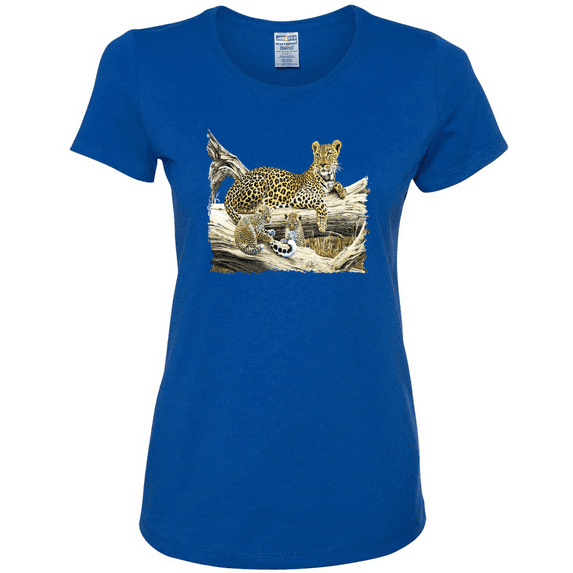 Wild Forest Spotted Cheetah Family Animal Lover Womens Graphic T-Shirt