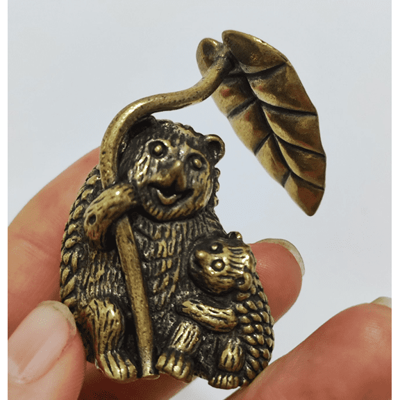 Wild anmimal sculpture, small Koala Statue Mini miniature Collect Cute Koala Ornaments Copper art Ferocious red copper Koala statue fs459