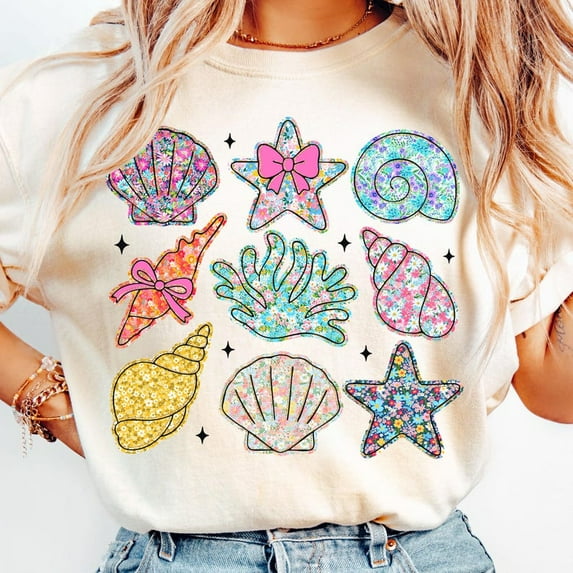 Wildflower Seashell Clam Summer T-Shirt, Summer Vibes Tee, Floral Summer Shirt, Summer Beach T-Shirt, Wildflower Summer Design Tee, Vacation Shirt