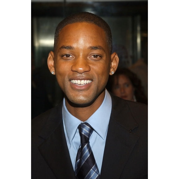 Will Smith At Special Screening Of I, Robot, At The Beekman Theater On July 14, 2004 In Ny. (Photo By Brad Barket/ The Everett Collection) Photo Print (16 x 20)