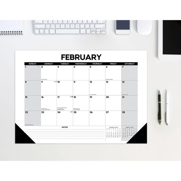 Willow Creek Press, Basic 17x12 2026 Small Desk Pad, 17'' X 12'', 18-Month Calendar with Stapled Binding