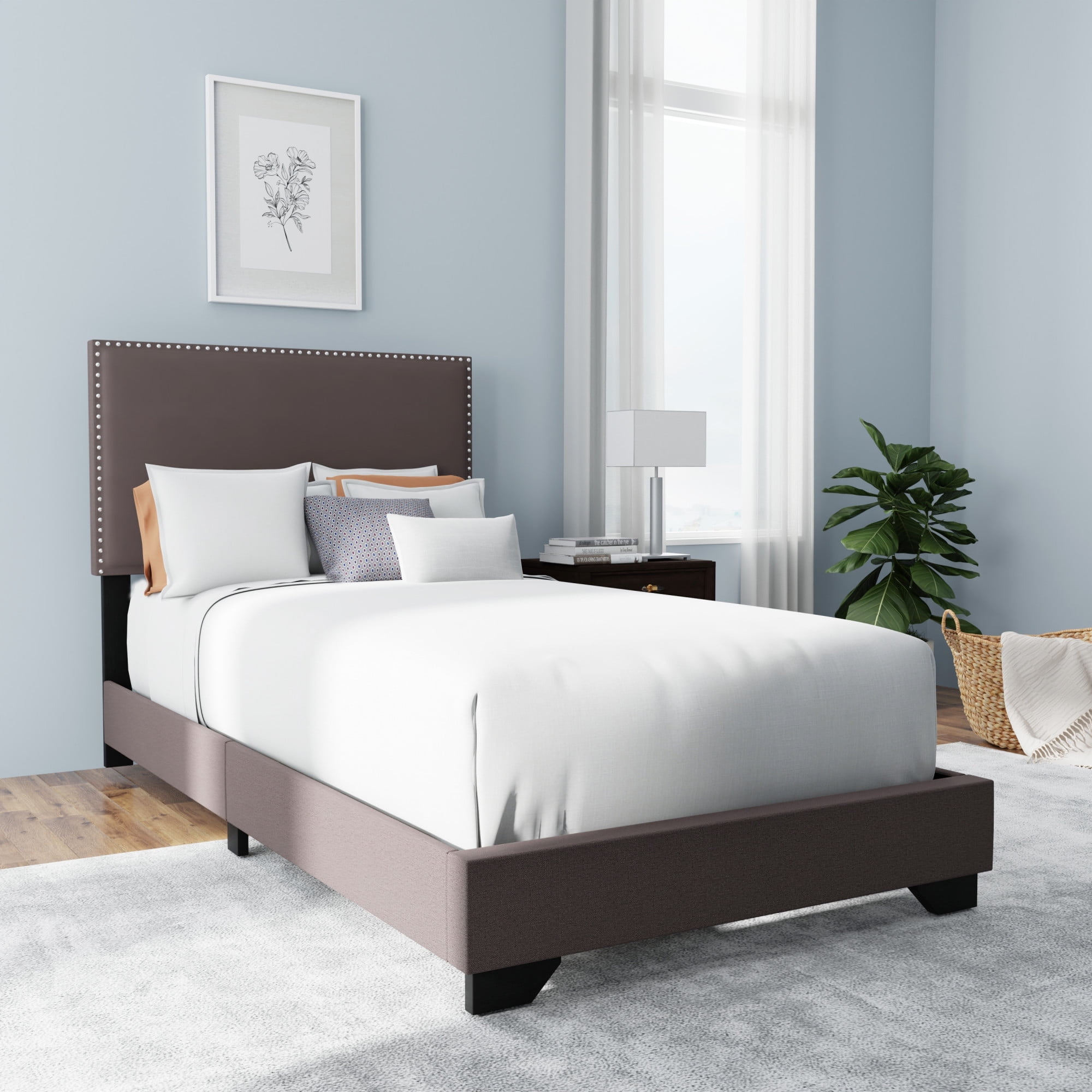 Willow Nailhead Trim Upholstered Bed