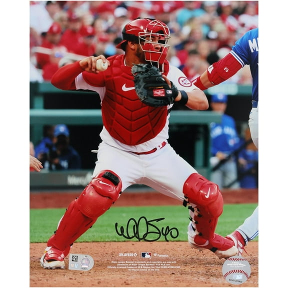 Willson Contreras St. Louis Cardinals Autographed 8" x 10" Catching Vertical Photograph - Fanatics Authentic Certified