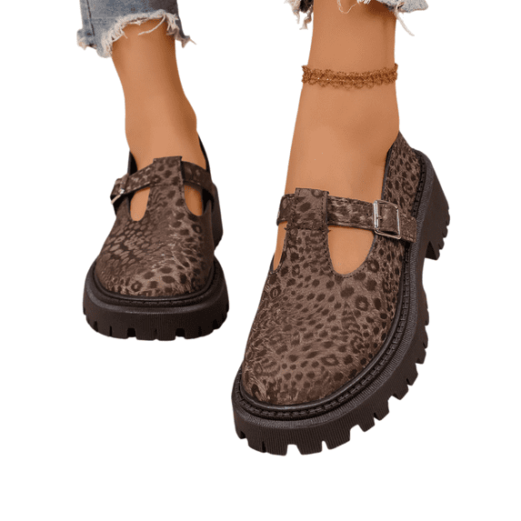 Willtoo Women's Mary Jane Shoes Round Toe Retro Chunky Flats Platform Lug Sole Buckle Strap Casual Fashion Walking Shoes