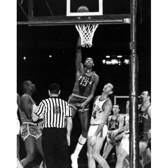 Wilt Chamberlain playing basketball Photo Print (8 x 10)