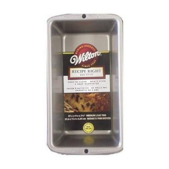Wilton 191003159 Recipe Right Non-Stick Medium Loaf Pan, Silver