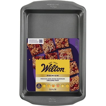 Wilton Premium Non-Stick Oblong Large Brownie Pan 9" x 13" Rectangular Baking Pan, Packaging May Vary
