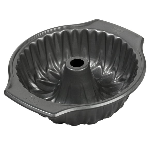 Wilton Bake It Better Steel Non-Stick Flower Fluted Tube Cake Pan, 9.75-inch