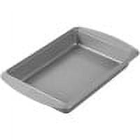 Wilton Bake it Better Steel Non-Stick Oblong Cake Pan with Lid, 13 x 9-inch  