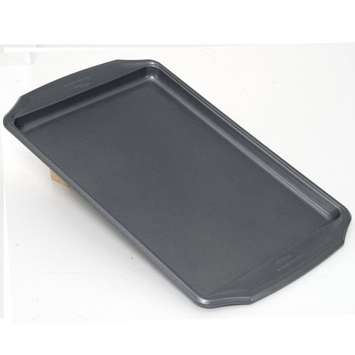 Wilton Medium 15" x 10" Cookie Pan