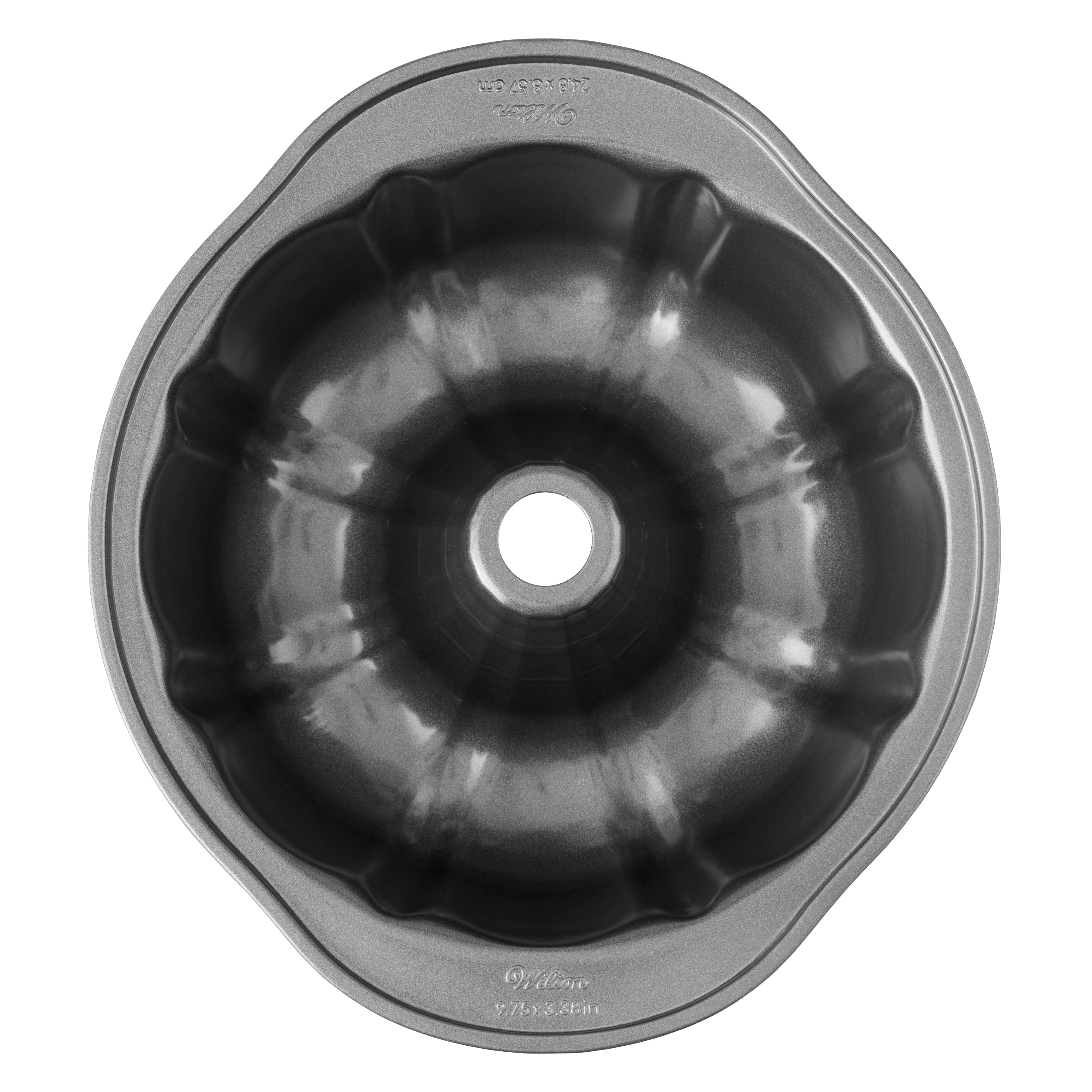 Wilton Gray Non-Stick Fluted Tube Bundt Pan