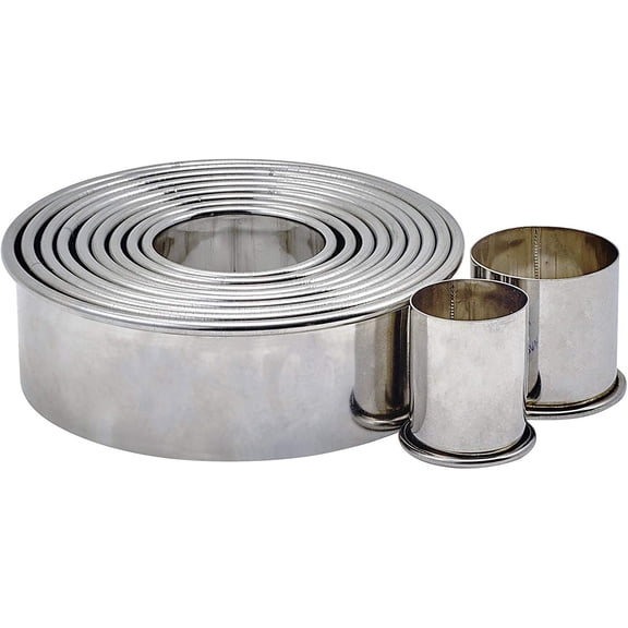 Winco CST-2 11 Piece Plain Round 1" to 3" Diameter x 1"H Stainless Steel Cookie Cutter Set