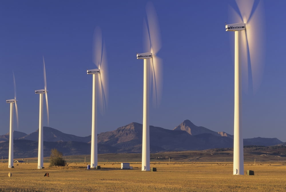 Wind Turbines Pincher Creek Alberta Canvas Art - John Sylvester Design Pics (17 x 11)