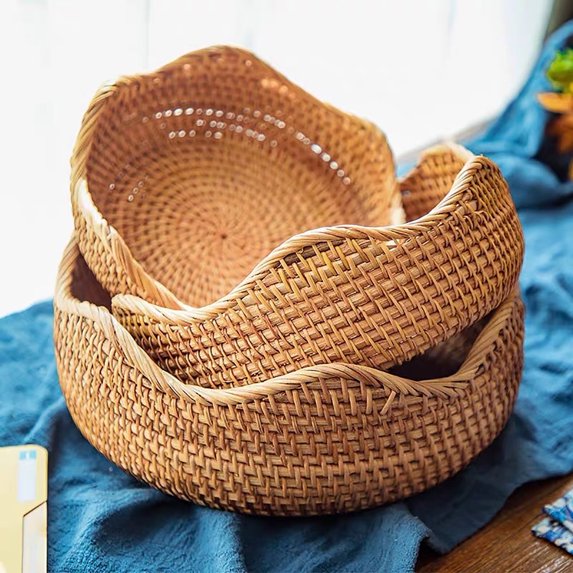 Windfall Bamboo Wicker Display Bowl Hand Woven Shallow Fruit Food Bread Serving Basket Rustic Key Toy Wallet Entryway Table Storage Bowl Circular Woven Decorative Straw Tray Basket