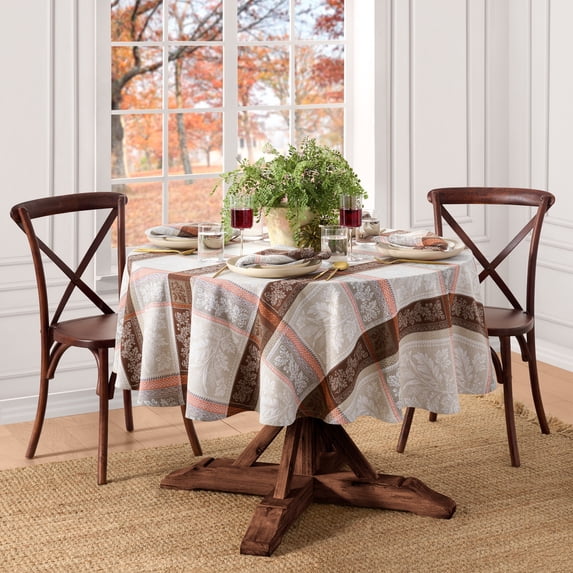 Elrene Home Fashions Windswept Harvest Jacquard Tablecloth, Multicolor, 70" Round