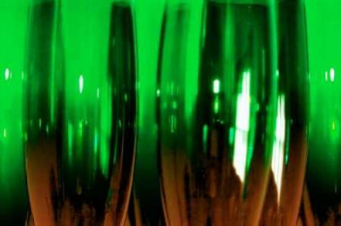 Wine Glasses I Canvas Art - Alan Hausenflock (20 x 28)