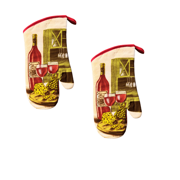 Wine Themed Kitchen Oven Mitts (2 Count)