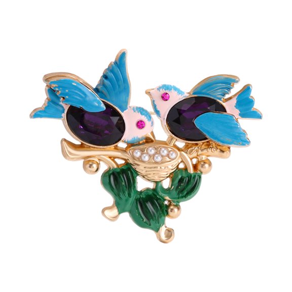 Winged Bird Brooch Crafted From Sturdy Alloy Materials for Birthdays and Celebration