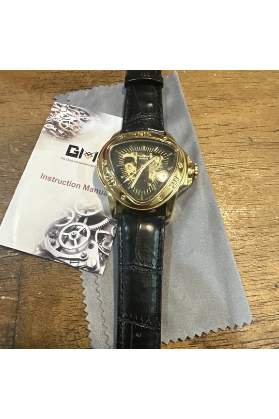 Winner Gold Tone Triangle Shape Mens Watch Working