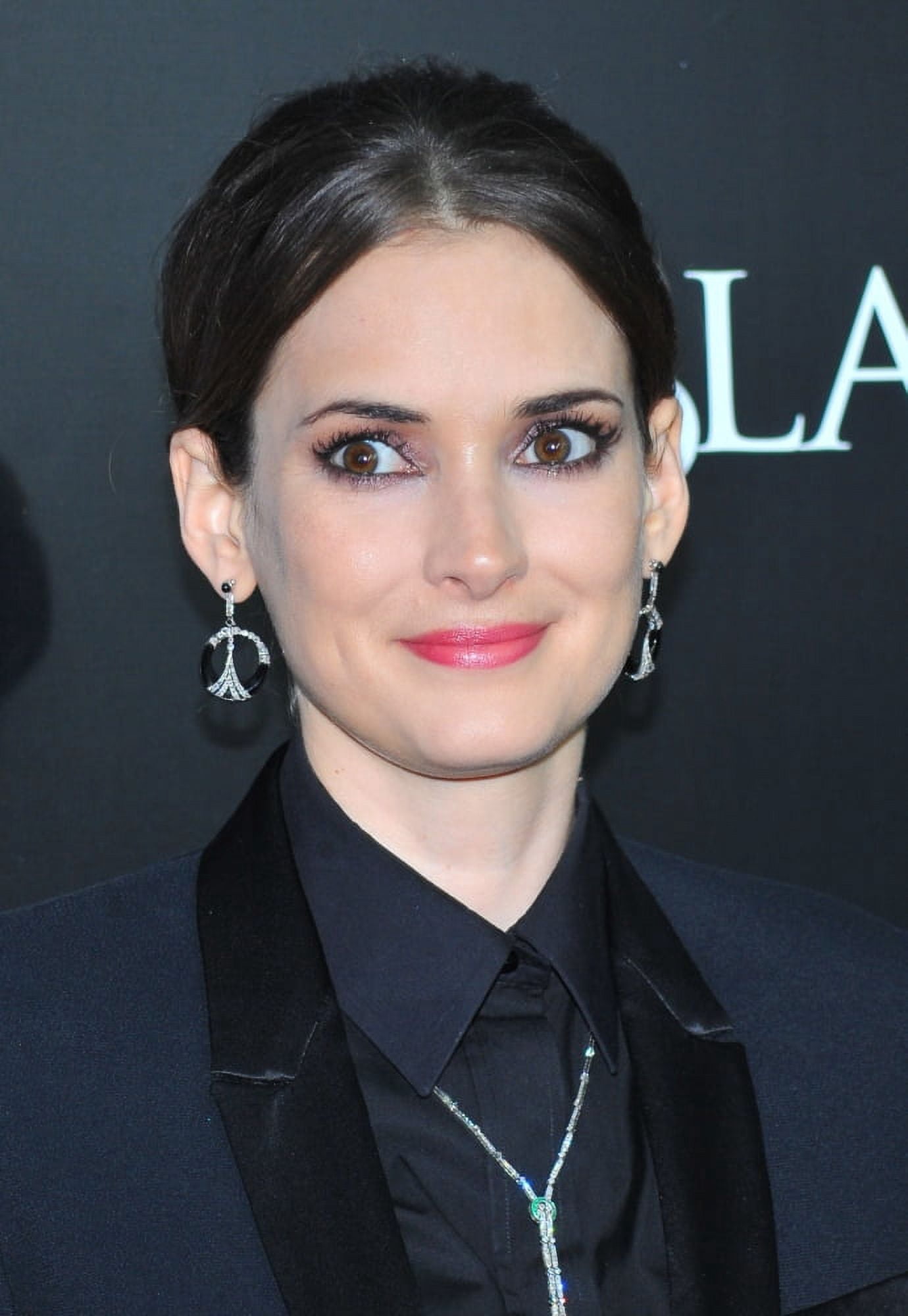 Winona Ryder At Arrivals For Black Swan Premiere Canvas Art - (16 x 20)