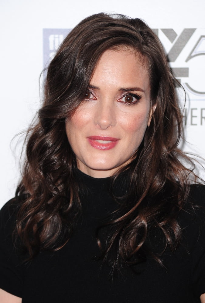 Winona Ryder At Arrivals For Experimenter Premiere At The 53Rd New York Film Festival (Nyff) Canvas Art - (16 x 20)
