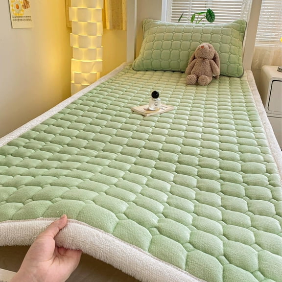 Winter Mattress Pad for Bunk Beds - Anti-static Warmth, Non-slip Dormitory Design, Ergonomic 3-layer Support, Breathable Milk Velvet Floor Mat
