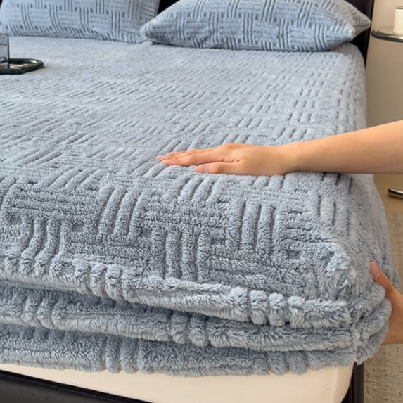Winter Plush Fitted Sheet, Thick Milk Velvet Non Slip Mattress Protector, Soft Warm Machine Washable Bed Sheet for Cozy Bedroom Bedding, 47.24 x 78.74 Inch