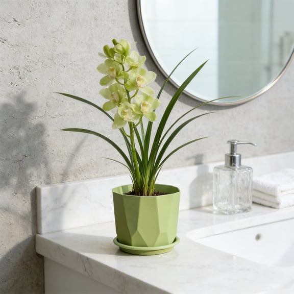 Winter Poetry Upgrade Minimalist Geometric Planter with Tray, Small Plastic Flower Pot, Indoor Outdoor Home Decor Planter, 5.91x5.31x4.61in Green