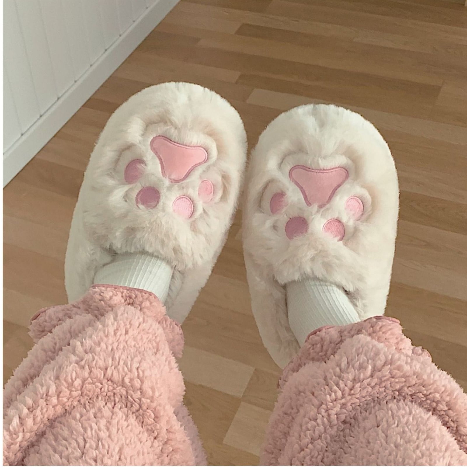 Pink Velvet Emoji Bedroom Slippers, Size: Free Size Upto 26 Cm Feet at Rs  250/pair in New Delhi