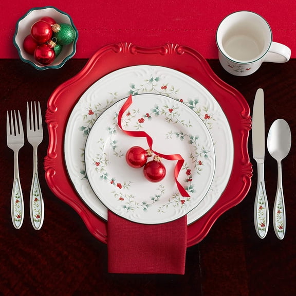 Winterberry Holiday 16 Piece Dinnerware Set Service for 4 White Stoneware