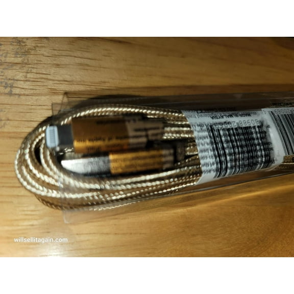 Wireless Gear USB Sync & Charge  Fabric iPhone Charger 6ft (Gold)