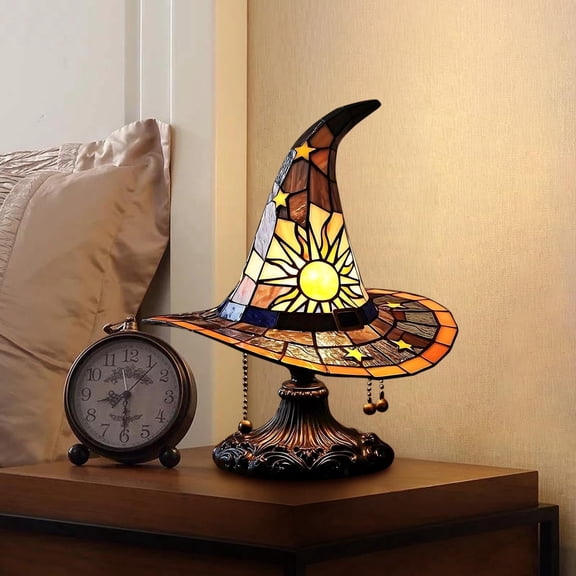 Witch Hat Lamp, Stained Glass Resin Wizard Hat Table Lamp, Handmade Gothic LED Night Light with Warm Glow, USB Powered Spooky Decor for Halloween, Bedroom, Living Room, Mantel,18cm