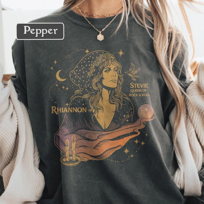 Witchy Celestial Festival Vintage Rock Music Distressed Graphic T-Shirt ...