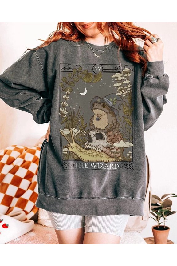 Wizard Frog Tarot Card Mystical Magic Witchy Apparel Gift Sweatshirt