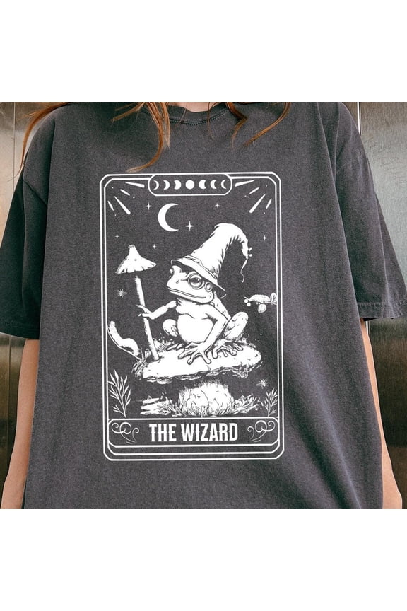 The Wizard Tarot Tshirt, Witchy Frog Oracle Card Shirt, Trendy Goblincore Clothing, Mushroom Cottagecore Tarot Lover Gift Unisex S-5XL Hot Trending Shirt, Vintage Birthday Gift