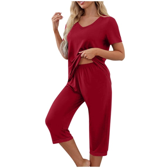 Wlynlyn Womens Pajama Set Short Sleeve V Neck Top with Capri Pants 2 Piece Sleepwear Summer Pjs Outfits Nightwear(Red,XX-Large)