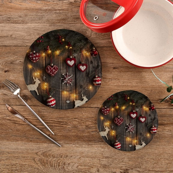 Wobogo Christmas Tree Leaves Hanging with Red Hearts Trivets Potholders Set of 2 Cotton Woven Round Hot Plate Mats for Hot Dishes Bowls Teapots