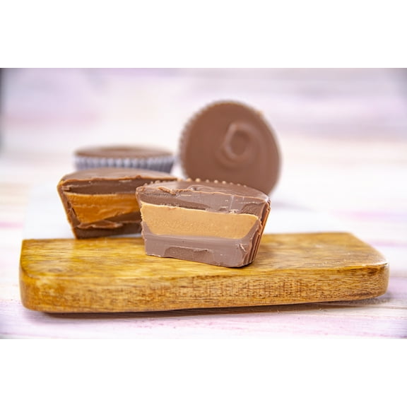 Wockenfuss Candies Jumbo Milk Peanut Butter Cups - 3 pieces
